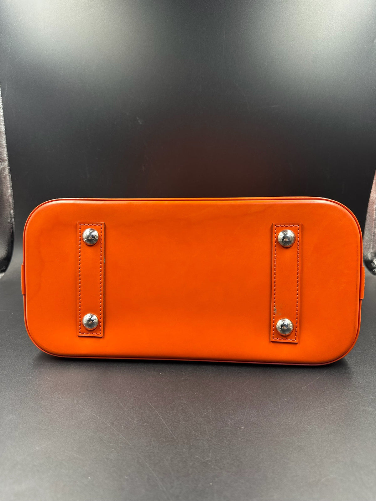Louis Vuitton - Alma Medium - Leather - Orange - (medium)