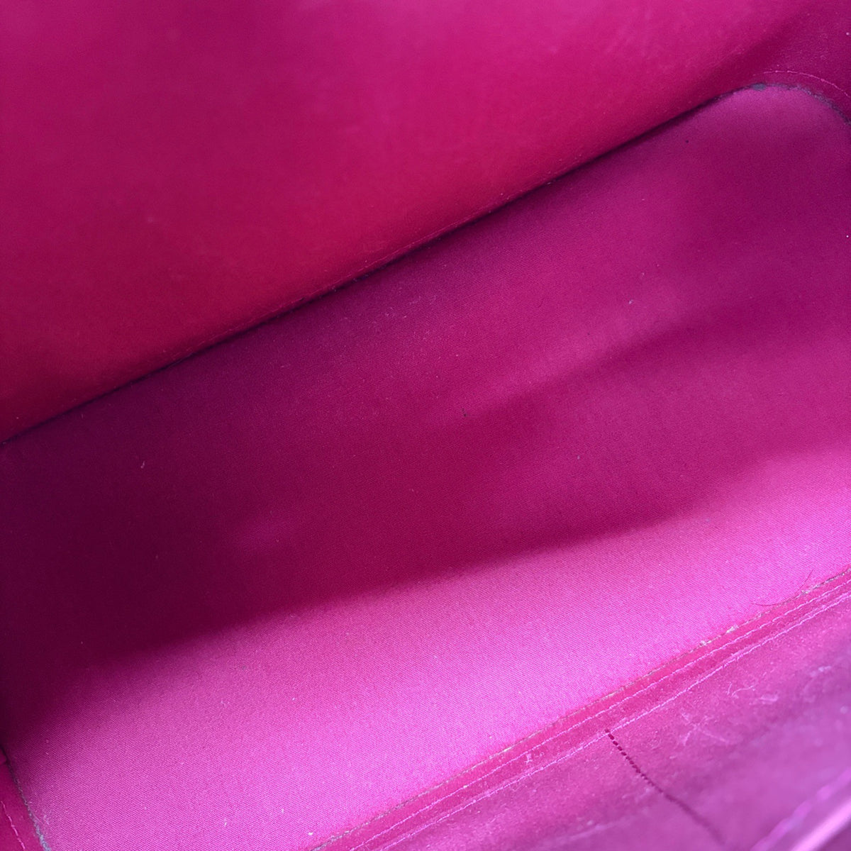 Louis Vuitton - Alma Medium - Patent leather - Red - (medium)