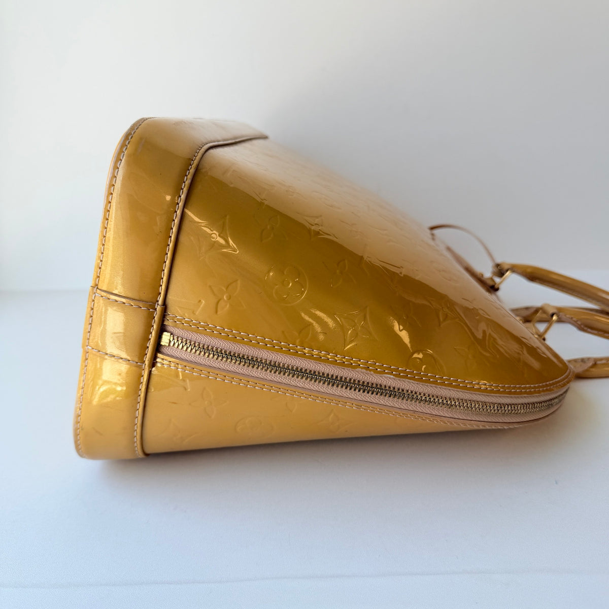 Louis Vuitton - Alma Medium - Patent leather - Yellow - (medium)