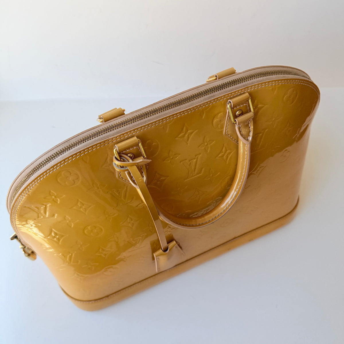 Louis Vuitton - Alma Medium - Patent leather - Yellow - (medium)
