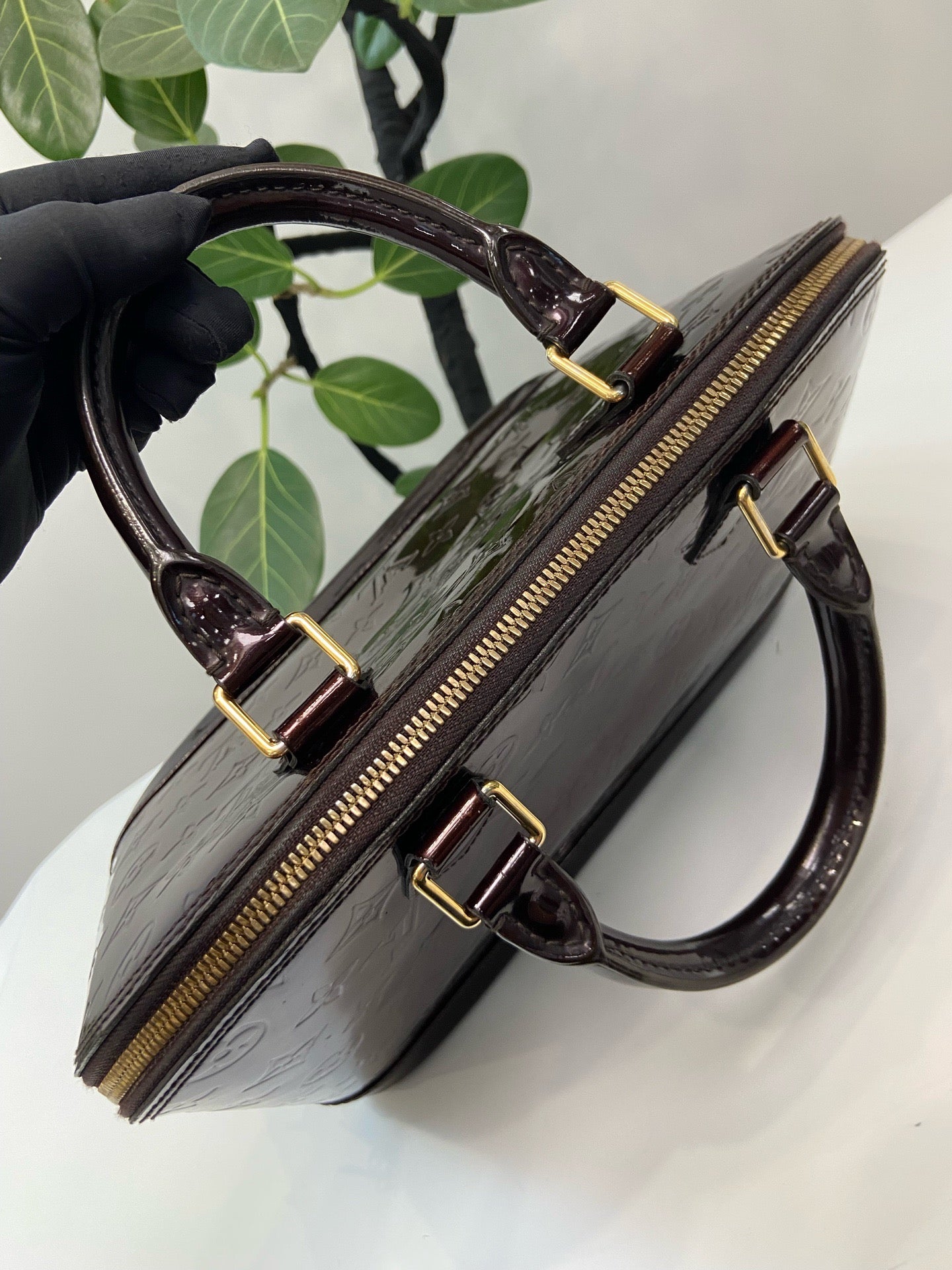 Louis Vuitton - Alma - Patent leather - Burgundy - (large)
