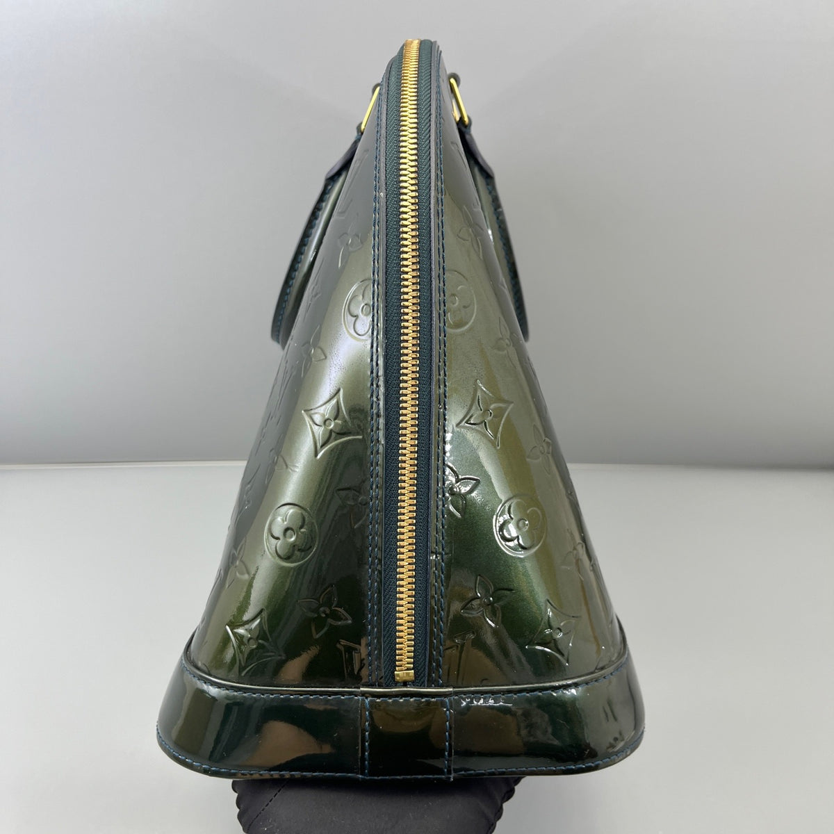 Louis Vuitton - Alma - Patent leather - Green - (large)