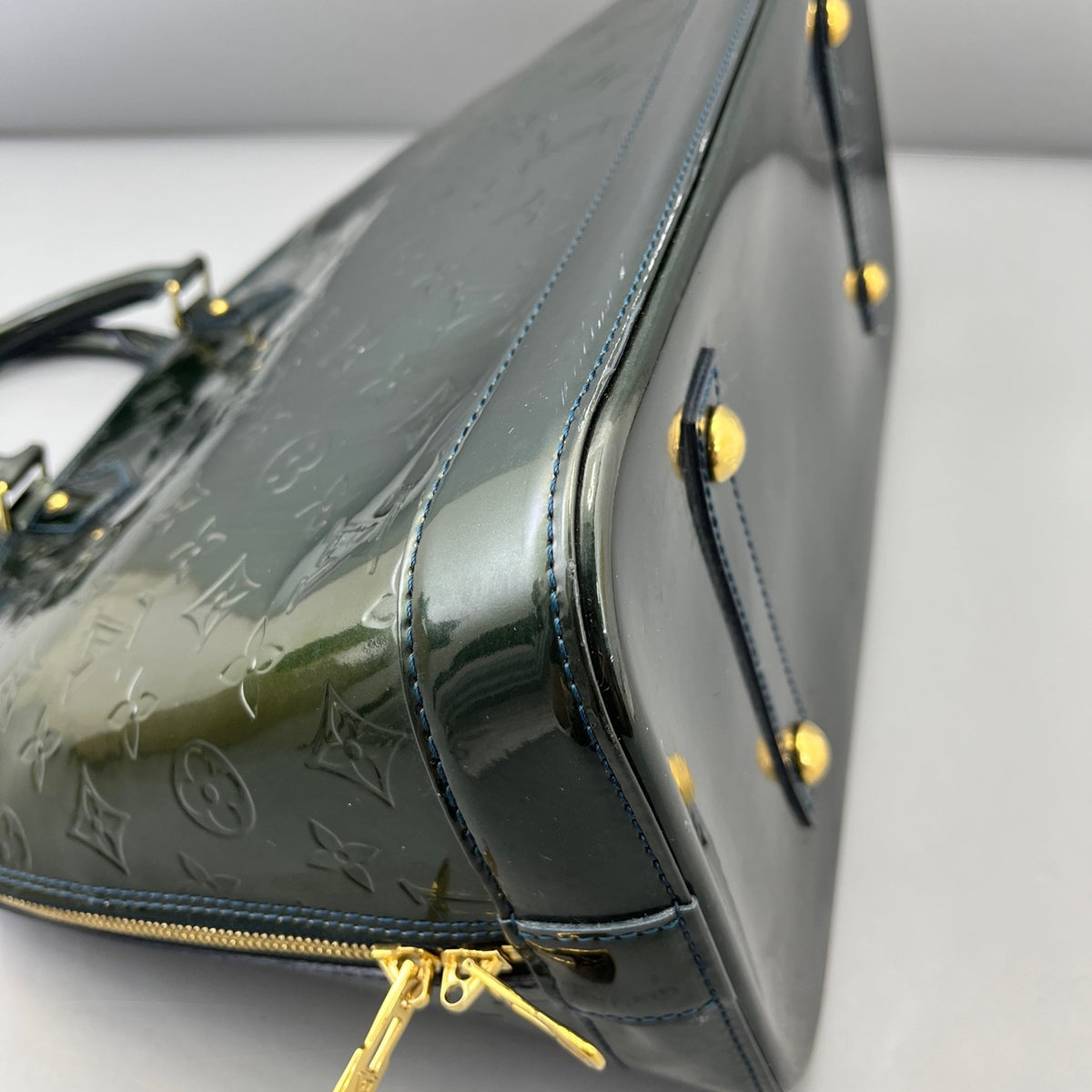 Louis Vuitton - Alma - Patent leather - Green - (large)