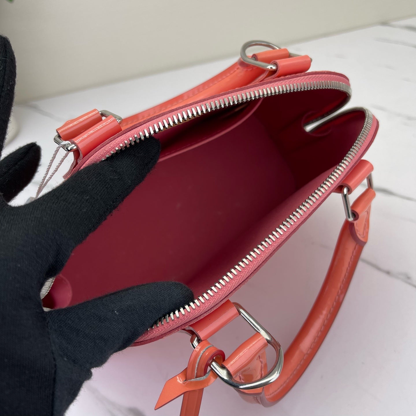 Louis Vuitton - Alma - Patent leather - Pink - (mini)