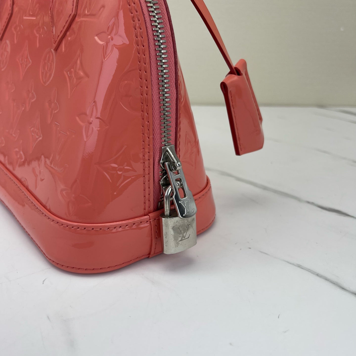 Louis Vuitton - Alma - Patent leather - Pink - (mini)