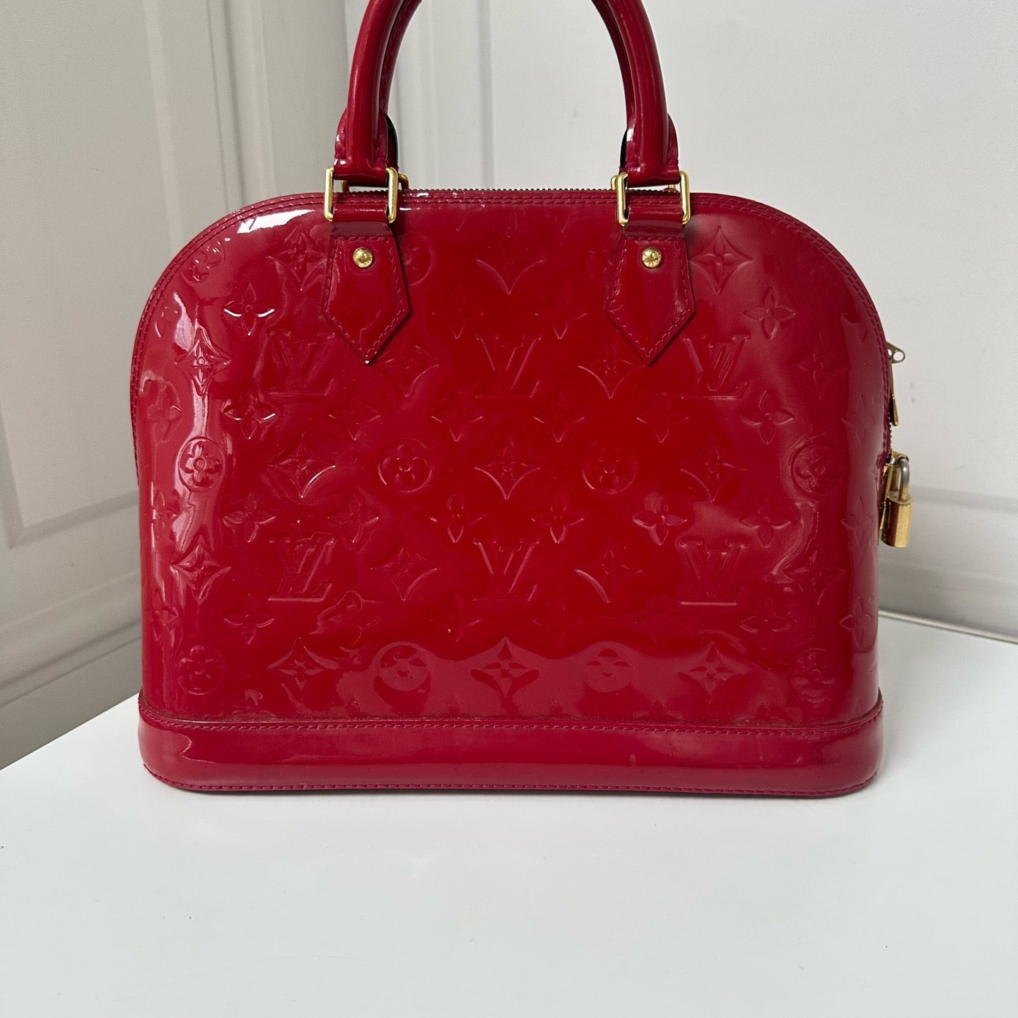 Louis Vuitton - Alma - Patent leather - Red - (Medium)