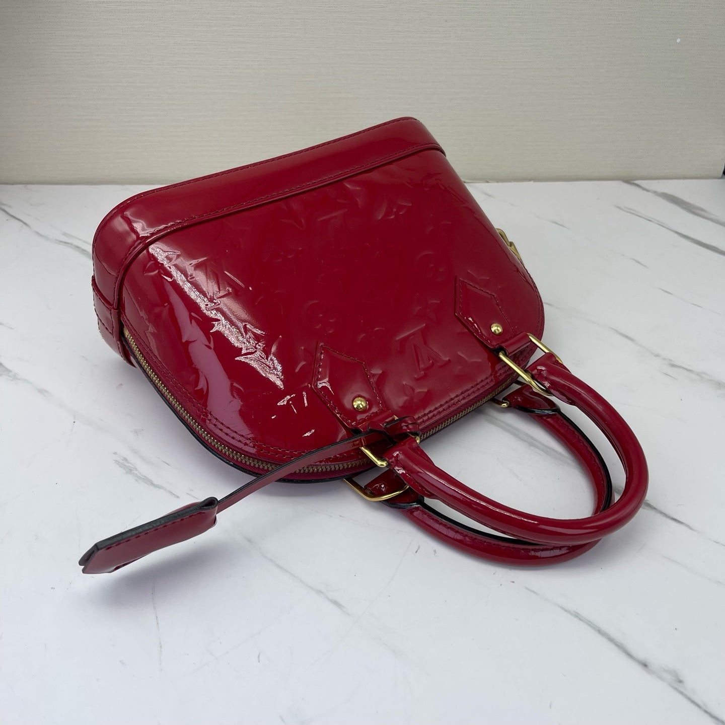 Louis Vuitton - Alma - Patent leather - Red - (mini)