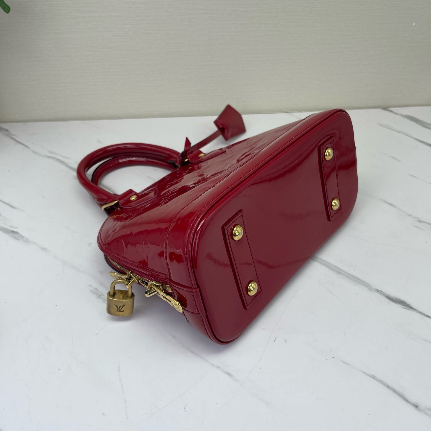Louis Vuitton - Alma - Patent leather - Red - (mini)