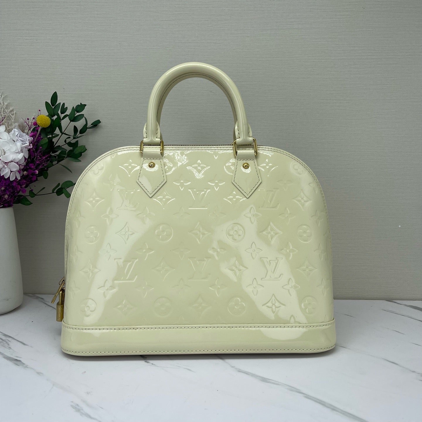 Louis Vuitton - Alma - Patent leather - White - (small)