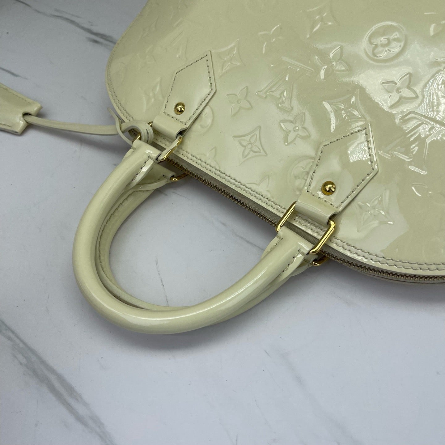 Louis Vuitton - Alma - Patent leather - White - (small)