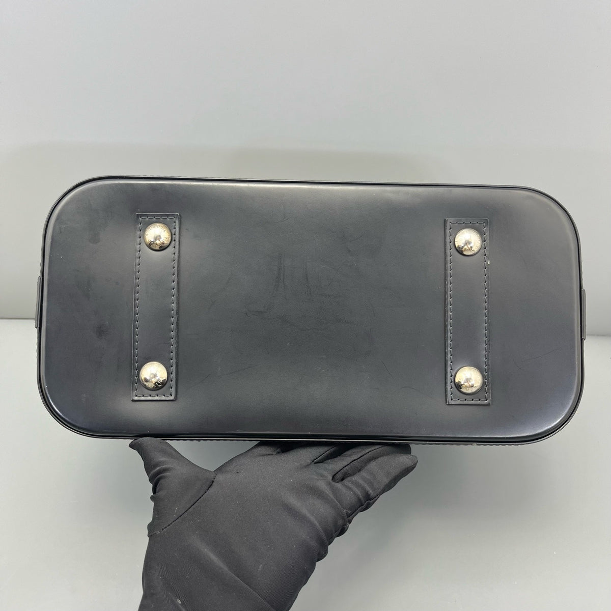 Louis Vuitton - Alma PM - Leather - Black - (medium)