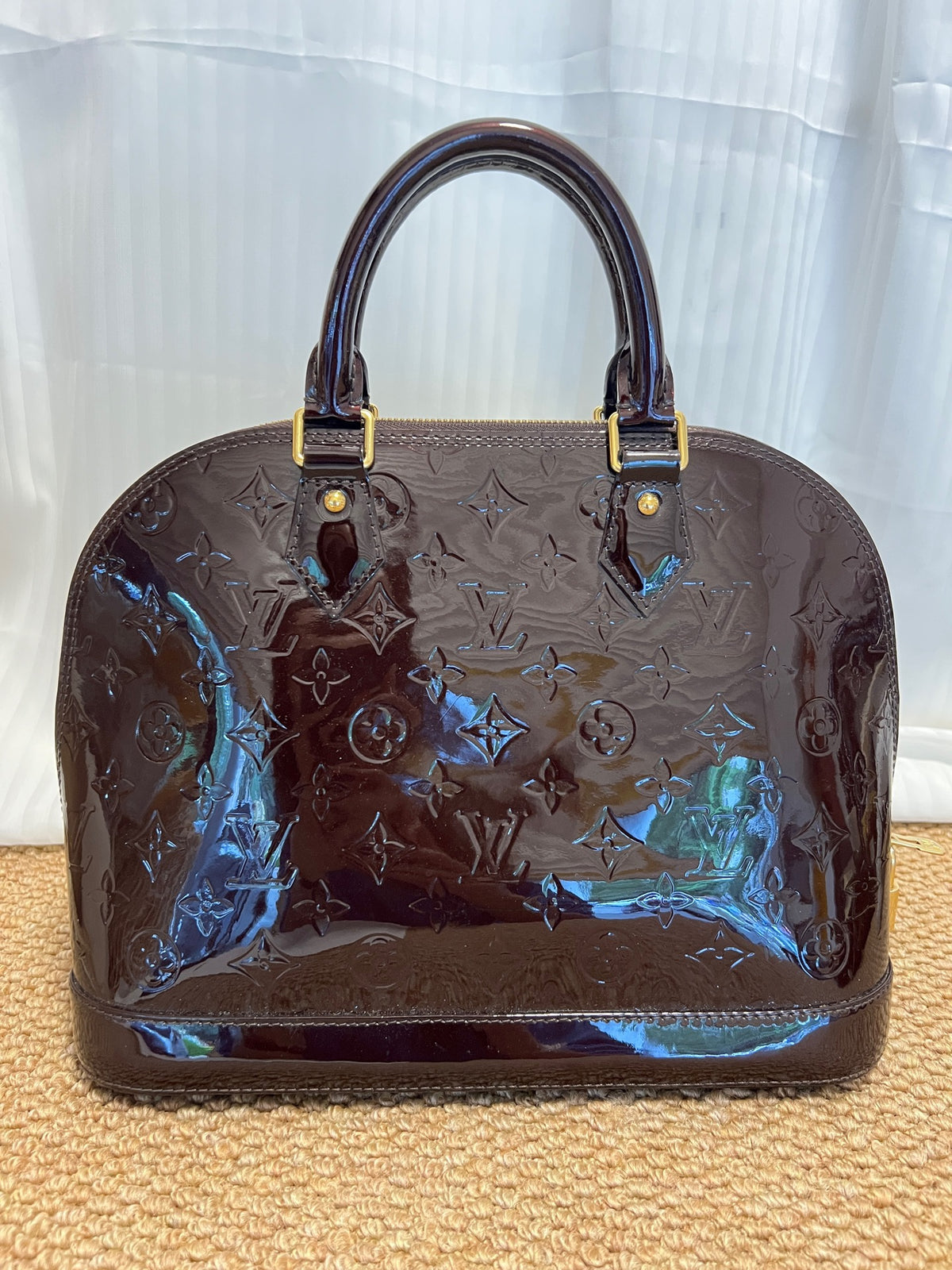 Louis Vuitton - Alma Small - Patent leather - Brown - (small)
