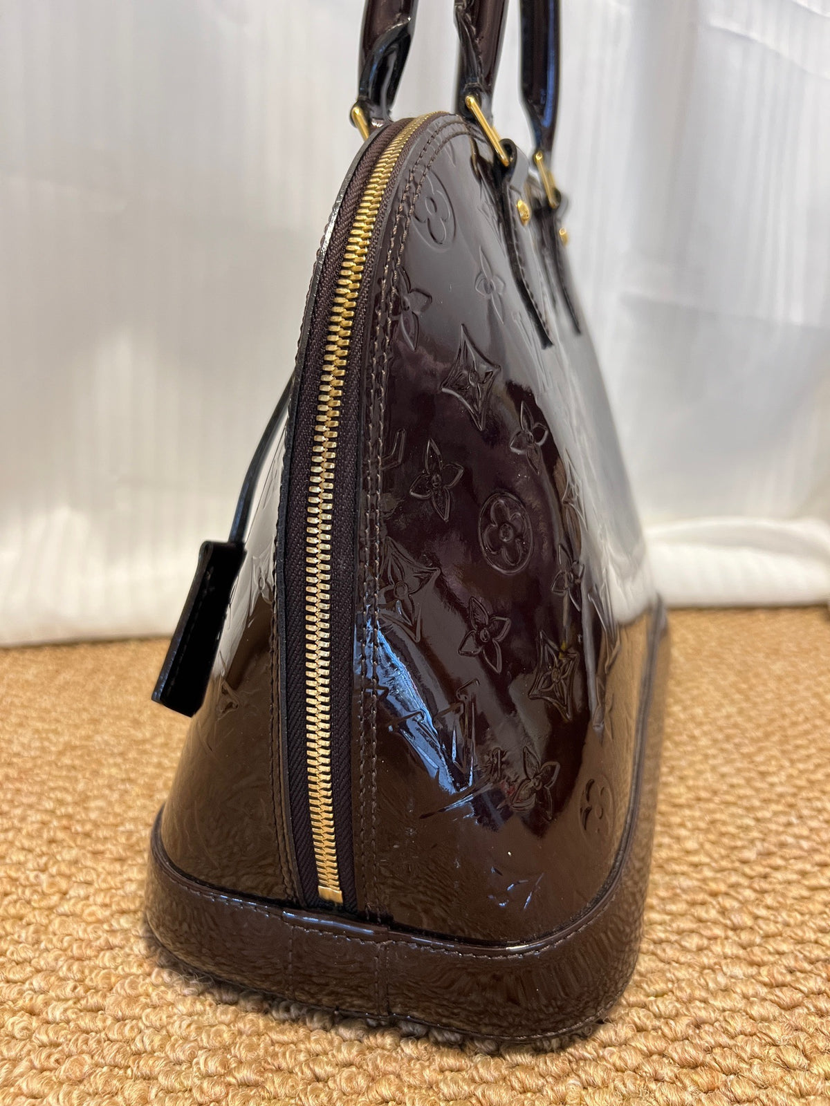 Louis Vuitton - Alma Small - Patent leather - Brown - (small)