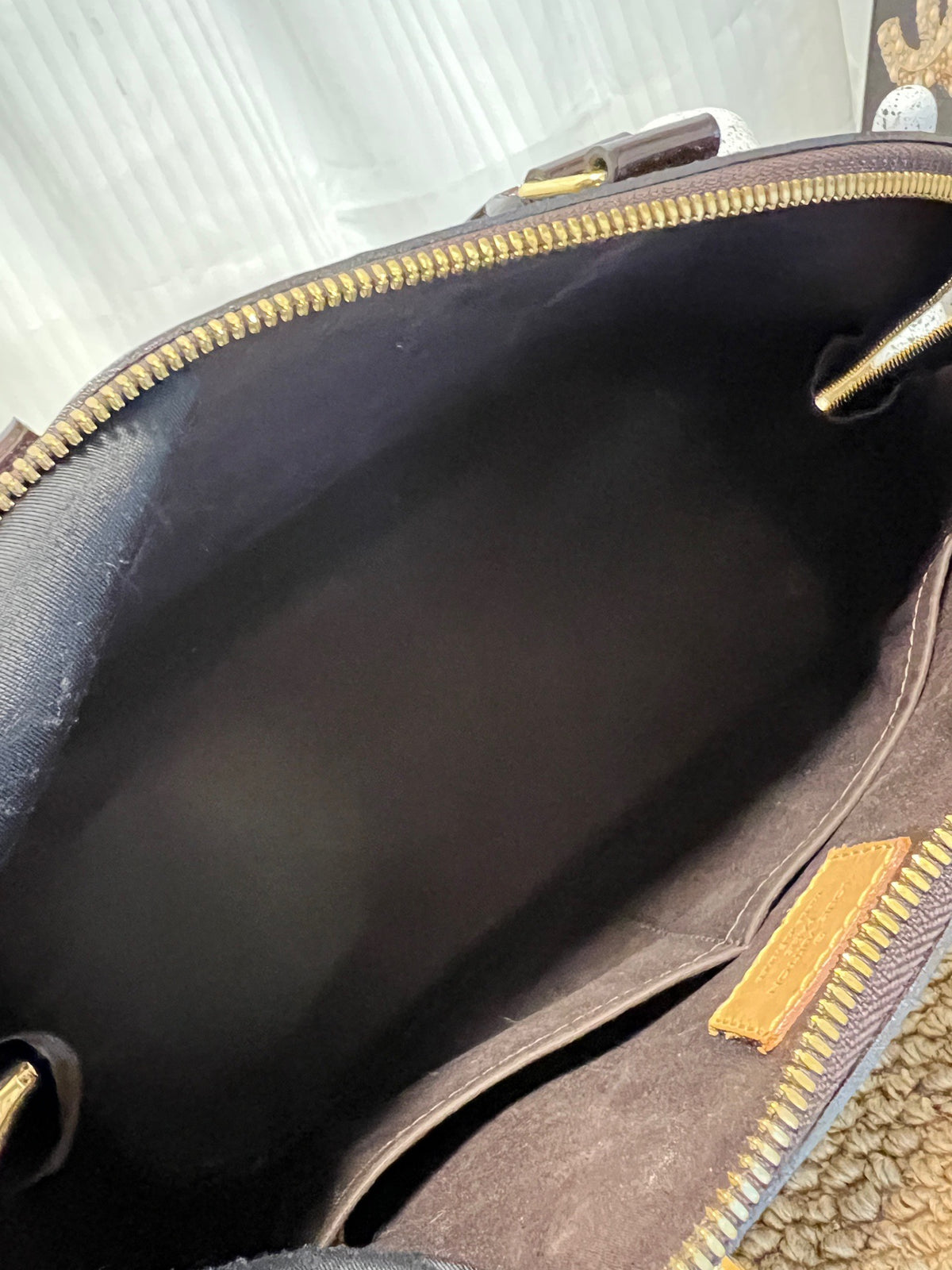 Louis Vuitton - Alma Small - Patent leather - Brown - (small)