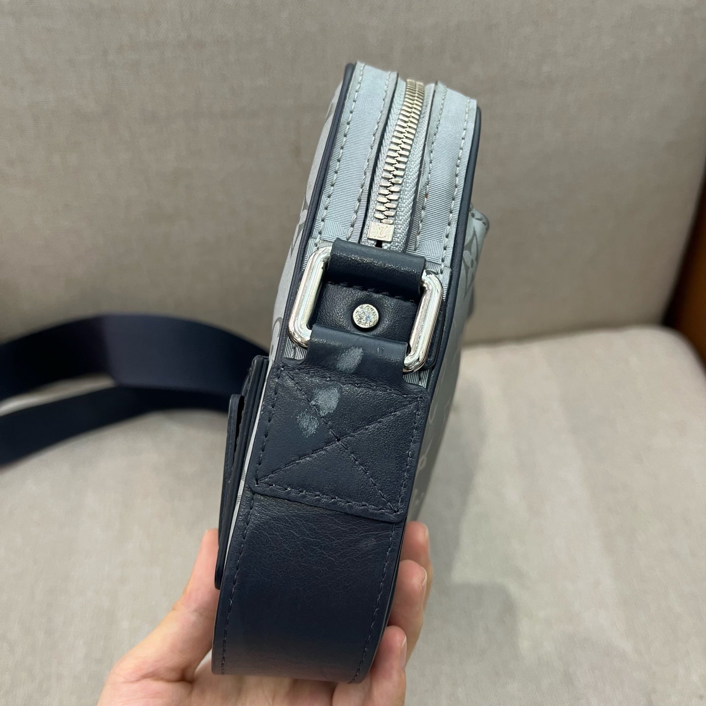 Louis Vuitton - Alpha - Synthetic - Silver - (Small)