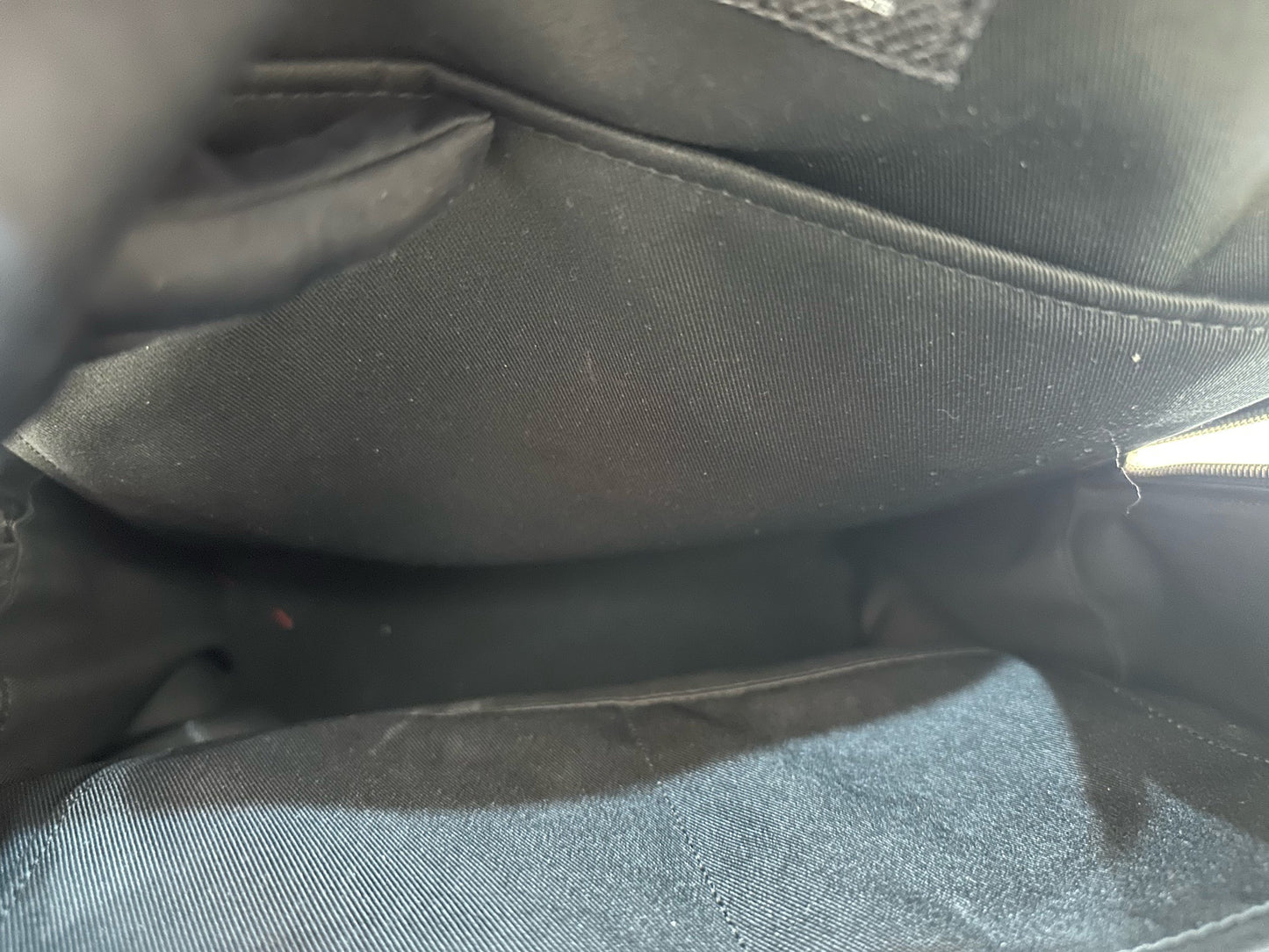 Louis Vuitton - Anton Backpack - Leather - Black - (Large)
