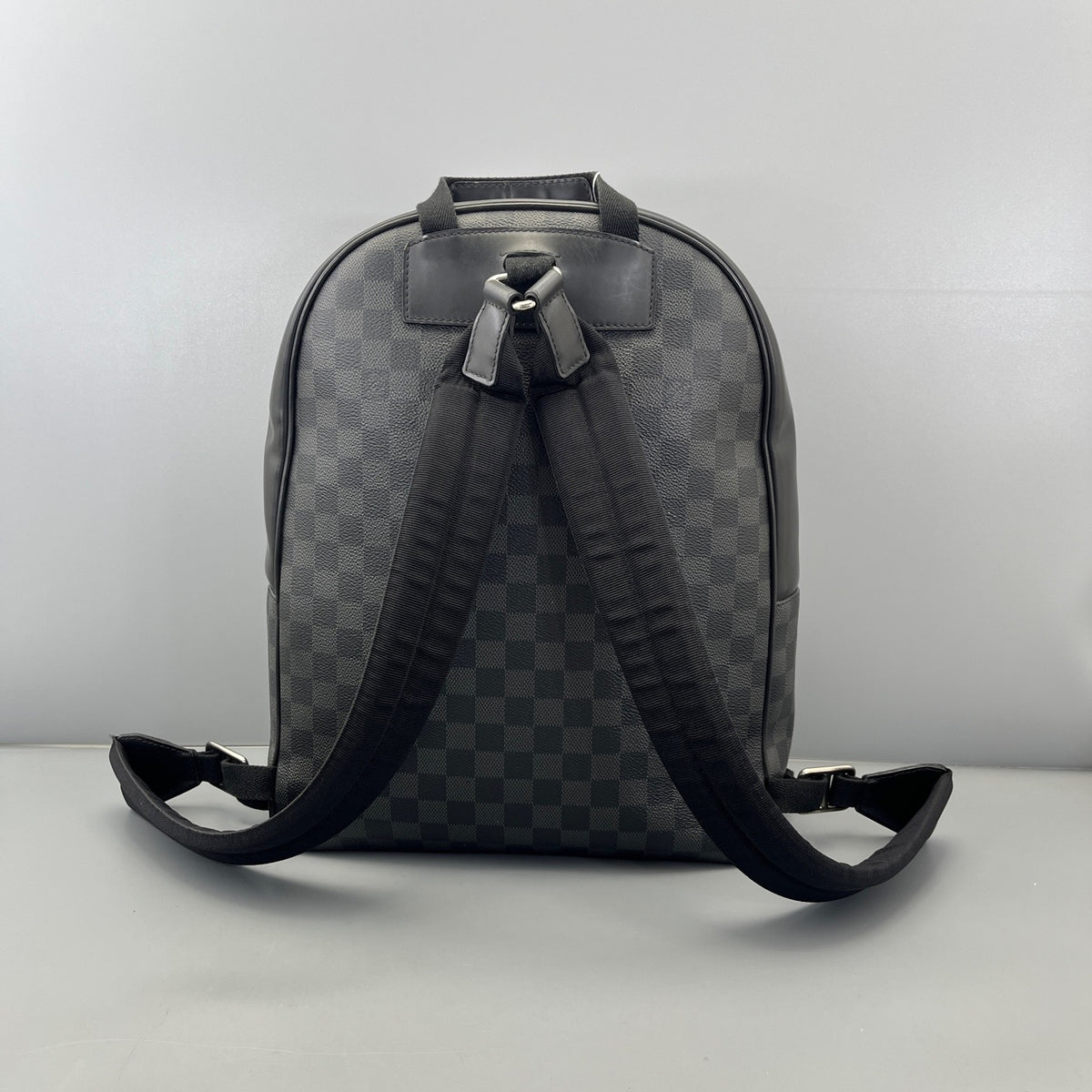 Louis Vuitton - Apollo Backpack - Synthetic - Black - (medium)