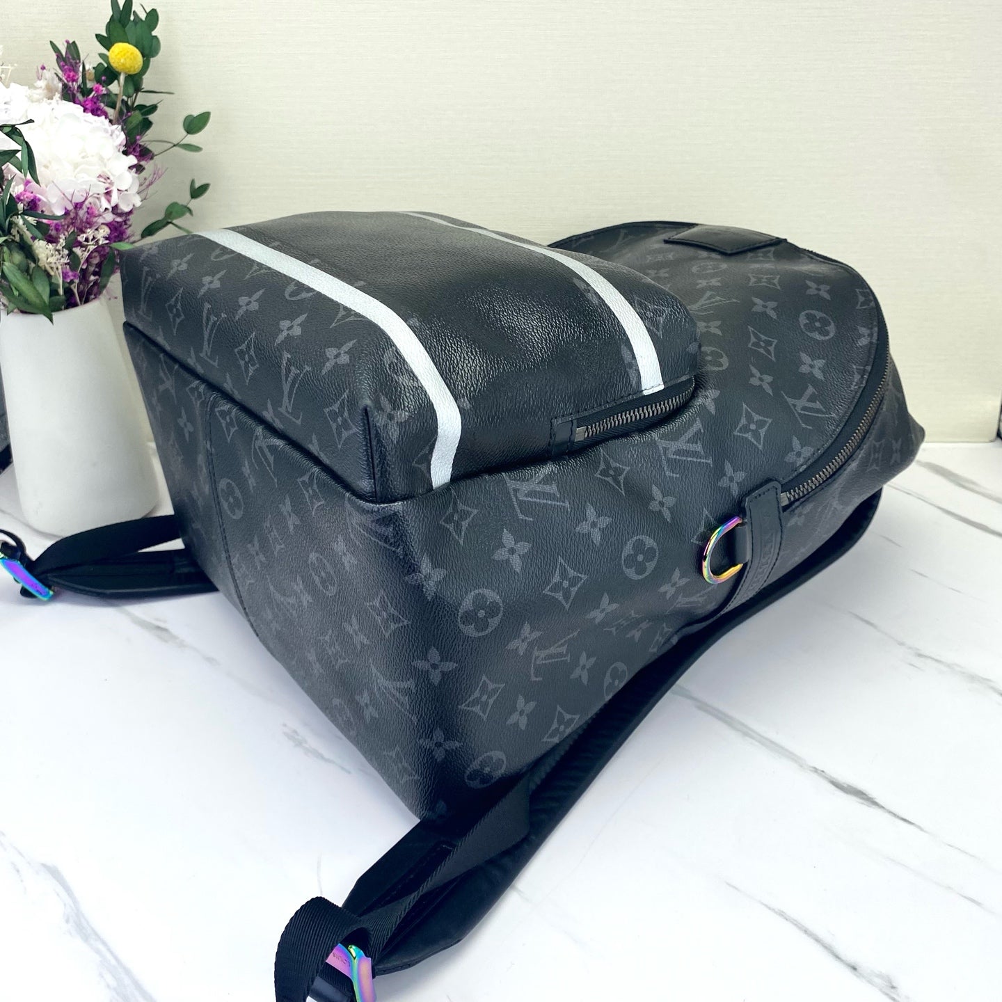 Louis Vuitton - Apollo Backpack - Synthetic - Black - (Medium)