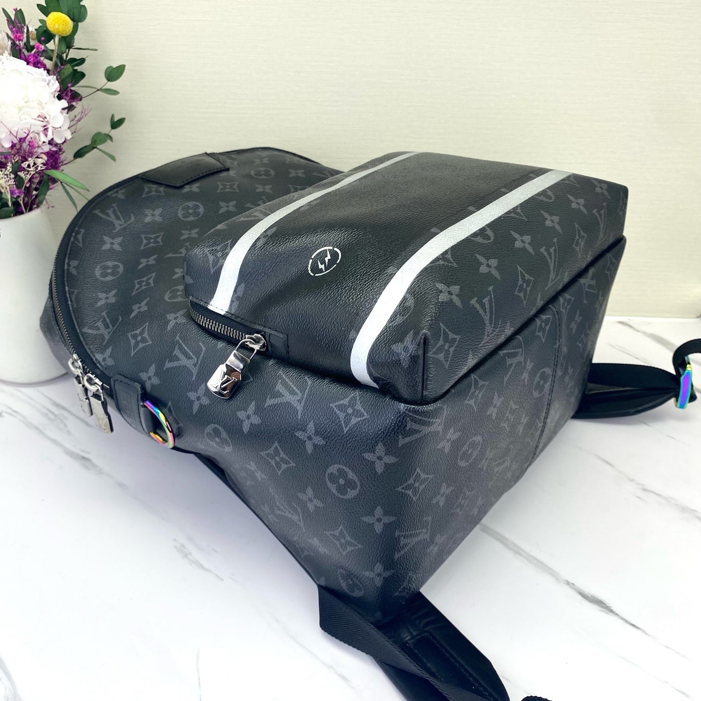 Louis Vuitton - Apollo Backpack - Synthetic - Black - (Medium)