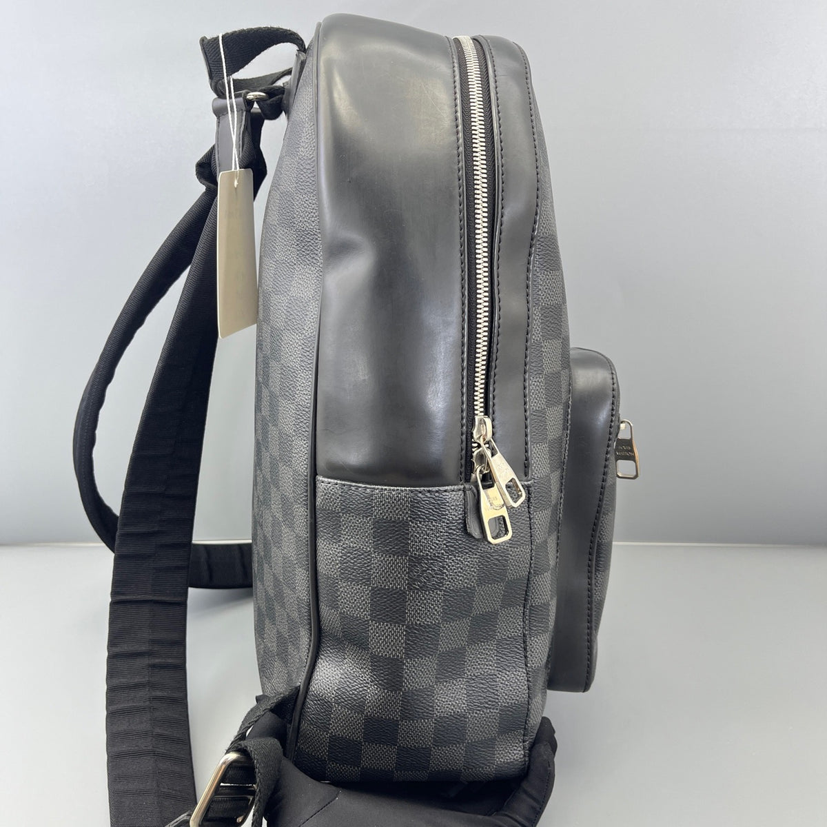 Louis Vuitton - Apollo Backpack - Synthetic - Black - (medium)