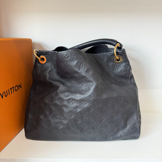 Louis Vuitton - Artsy - Leather - Black - (medium)