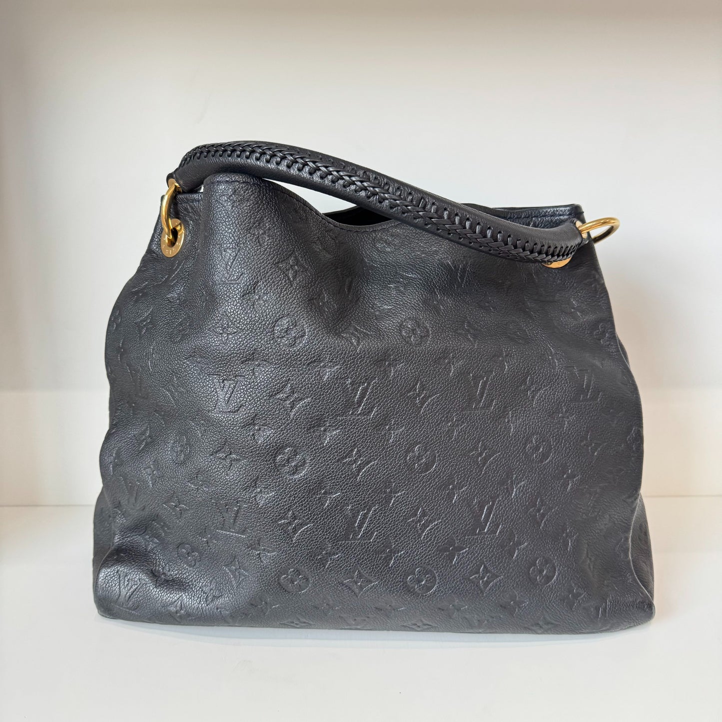 Louis Vuitton - Artsy - Leather - Black - (medium)