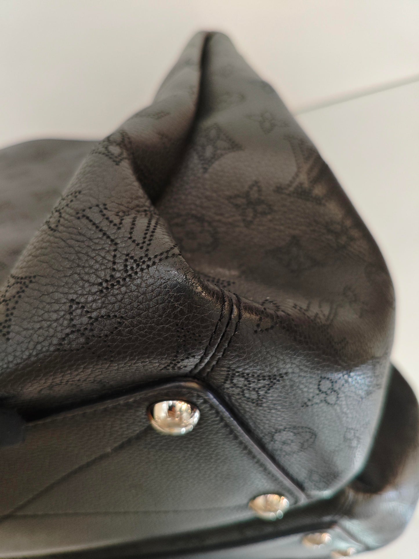 Louis Vuitton - Babylone Chain BB - Leather - Black