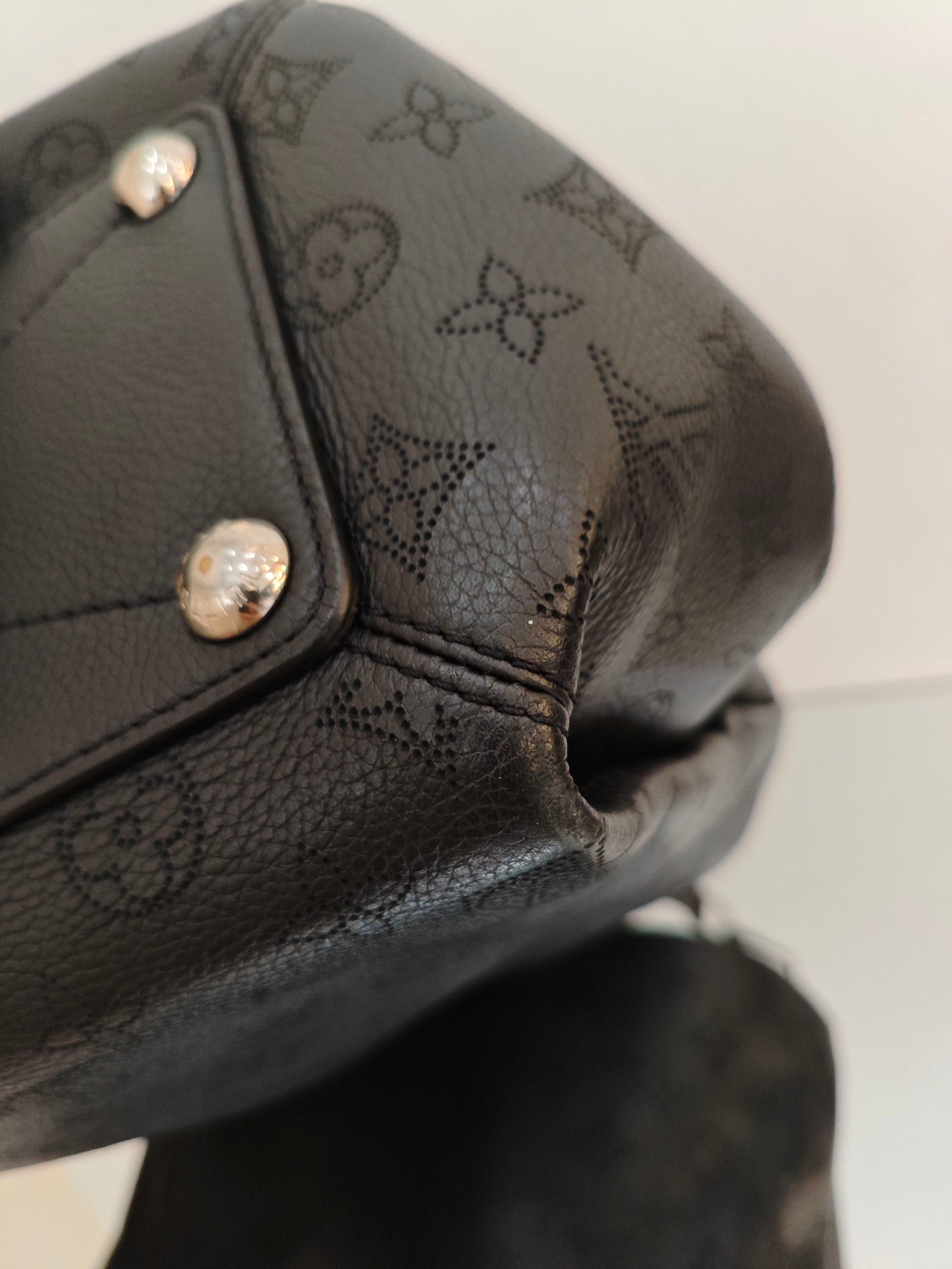 Louis Vuitton - Babylone Chain BB - Leather - Black
