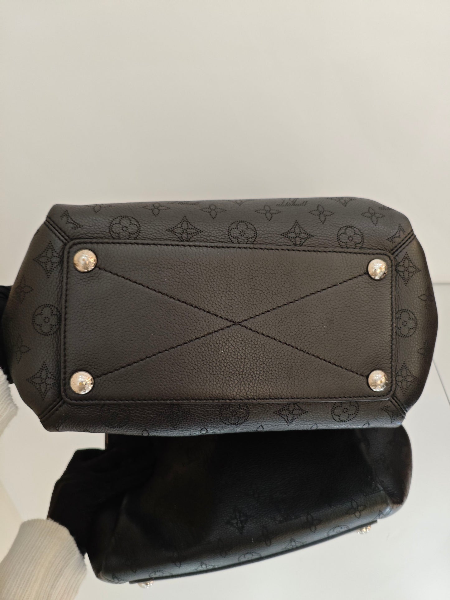 Louis Vuitton - Babylone Chain BB - Leather - Black