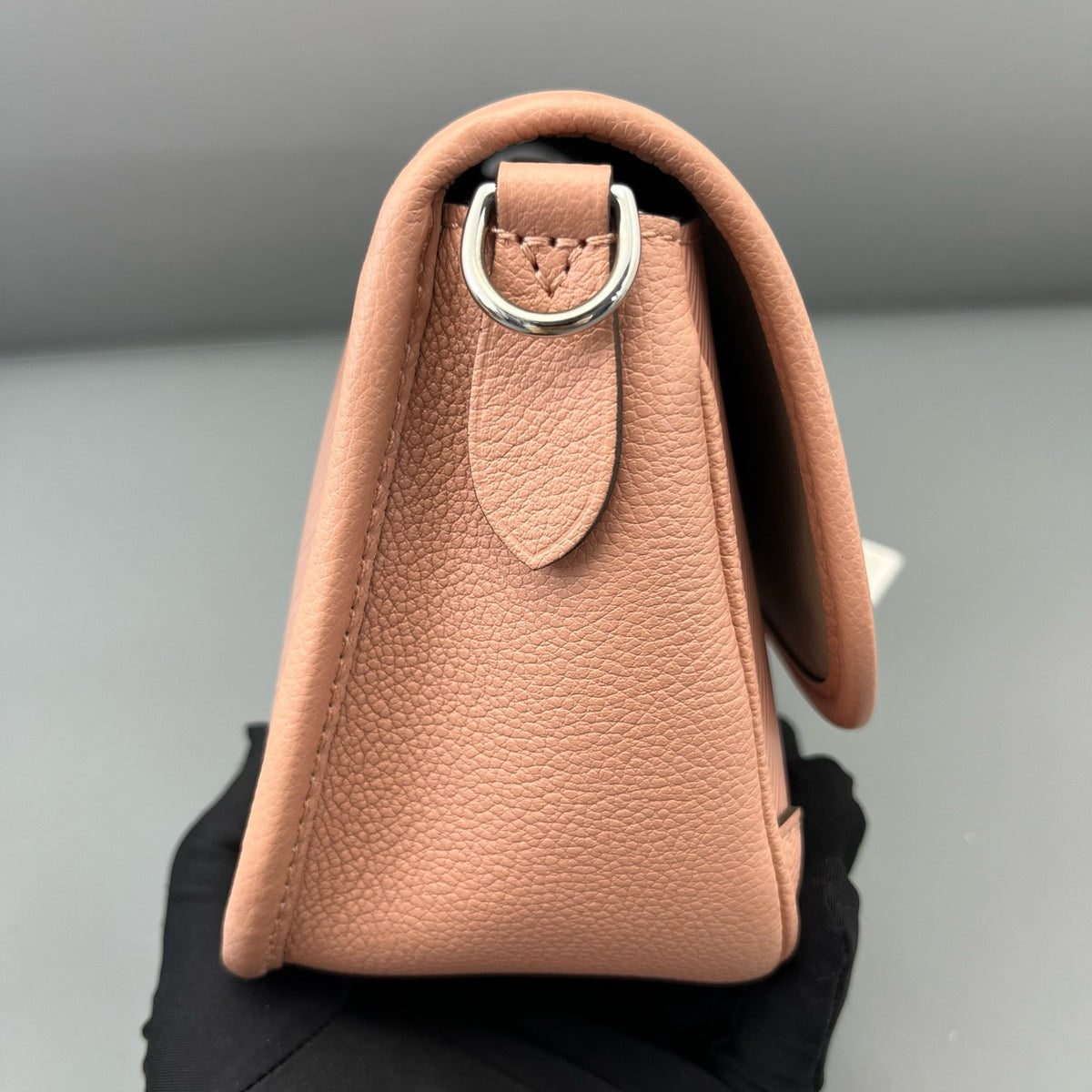 Louis Vuitton - Baguette Bag - Leather - Pink - (mini)