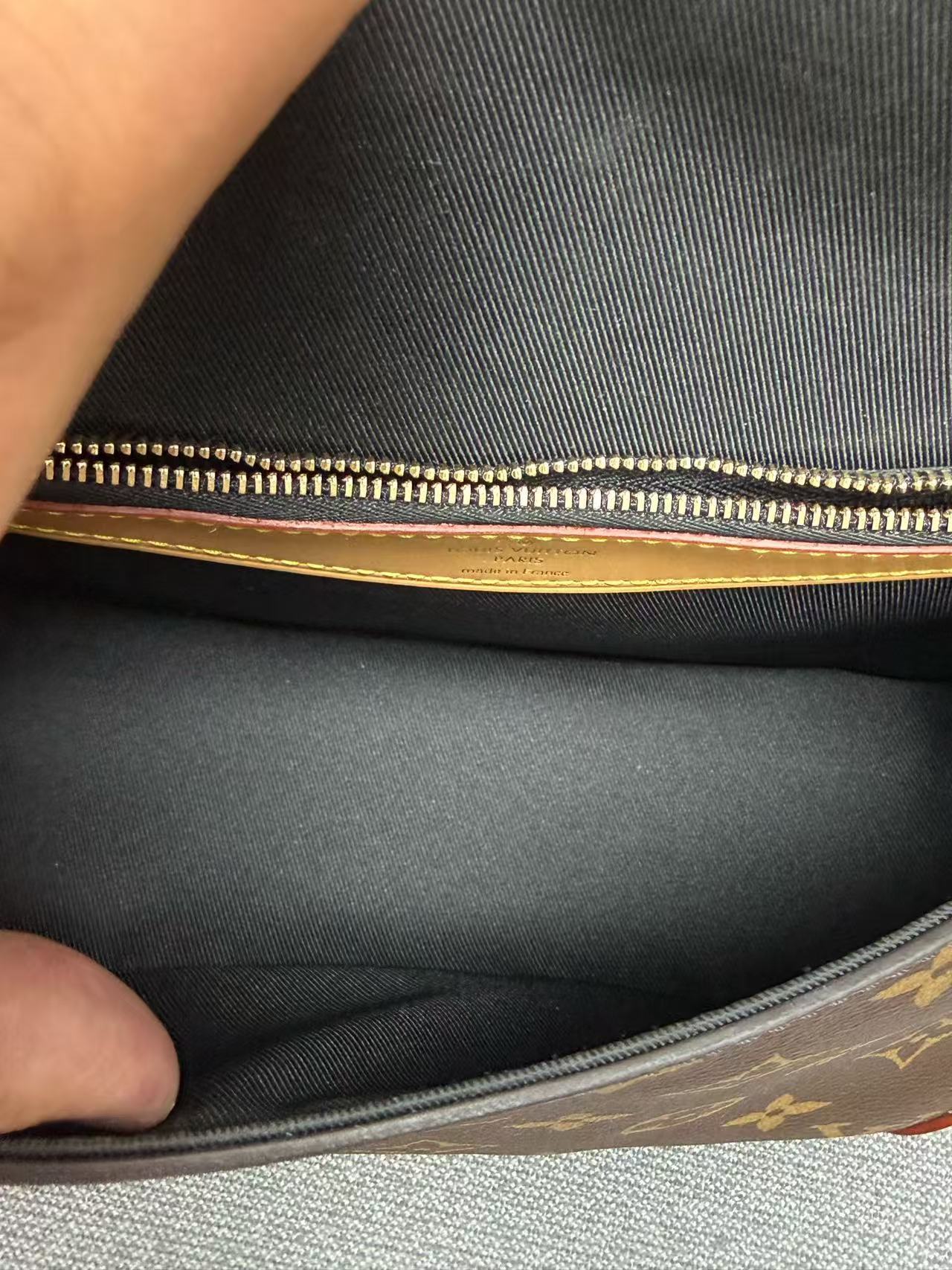 Louis Vuitton - Baguette - Monogram coated canvas with natural Vachetta leather trim and fabric strap - Brown - (small)