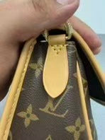 Louis Vuitton - Baguette - Monogram coated canvas with natural Vachetta leather trim and fabric strap - Brown - (small)