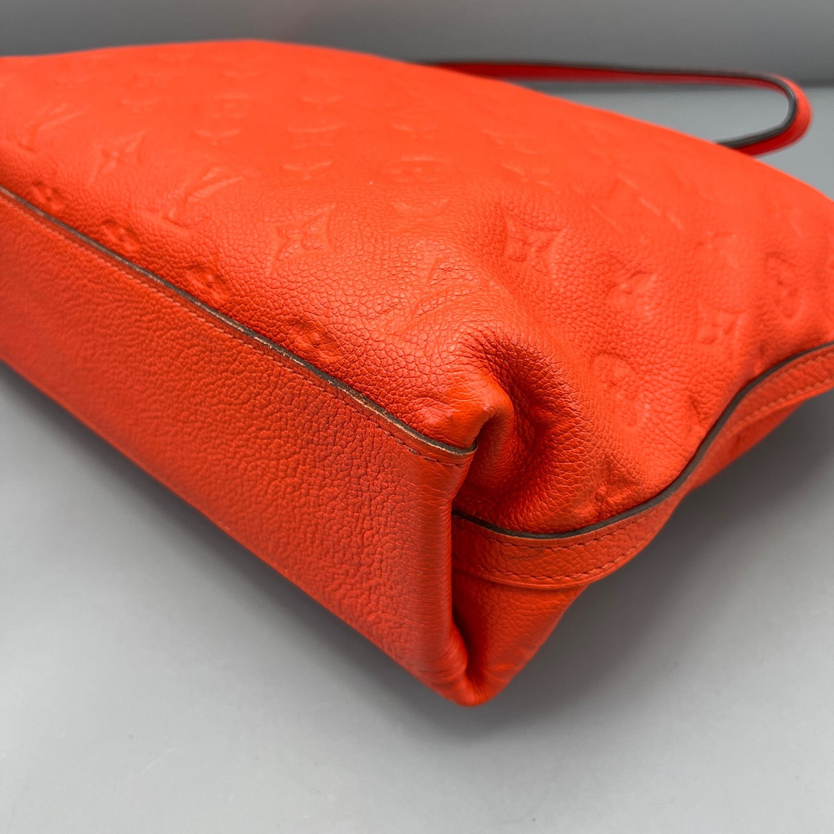 Louis Vuitton - Bastille - Leather - Orange