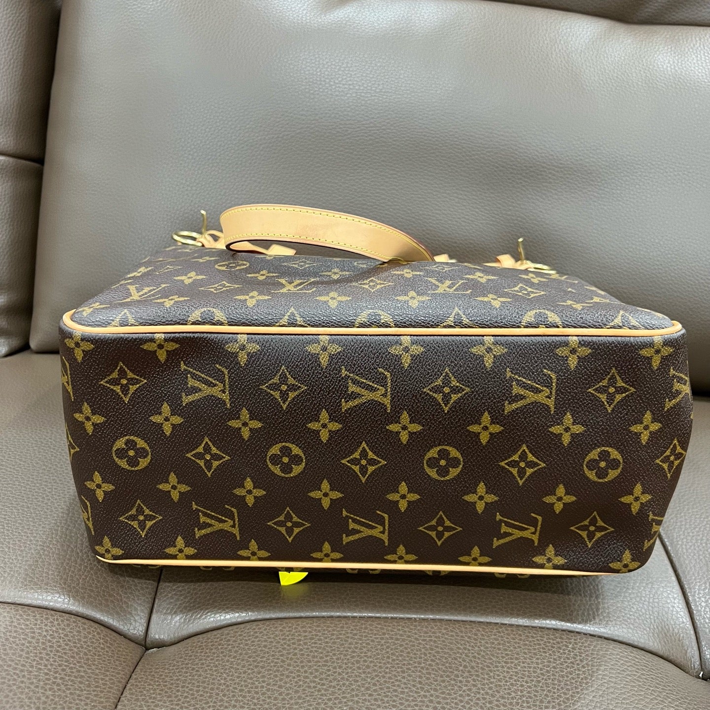 Louis Vuitton - Batignolles - Cloth - Brown - (medium)