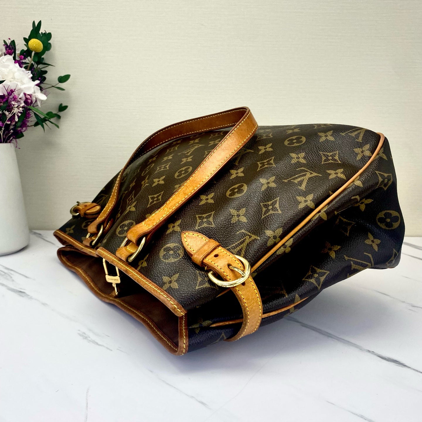 Louis Vuitton - Batignolles - Leather - Brown - (medium)