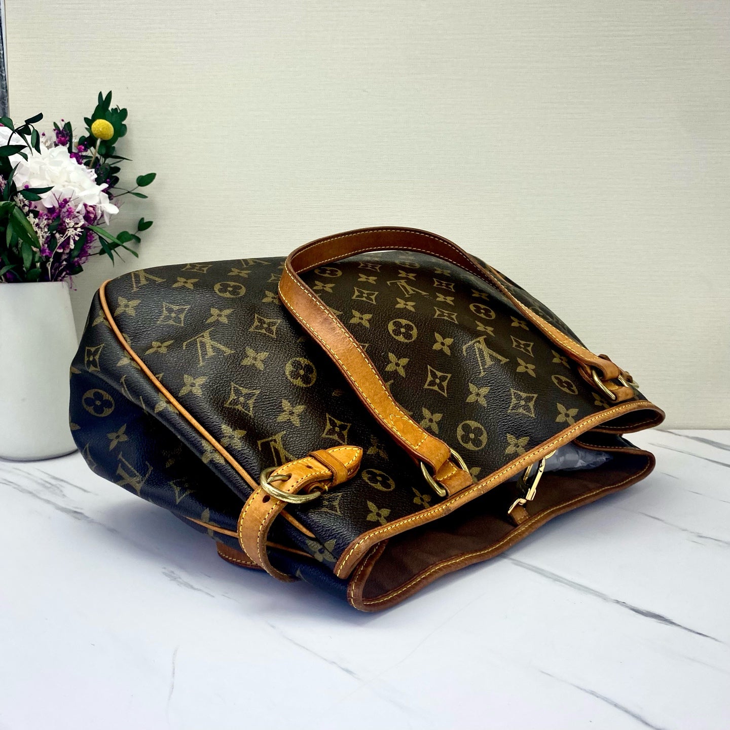 Louis Vuitton - Batignolles - Leather - Brown - (medium)