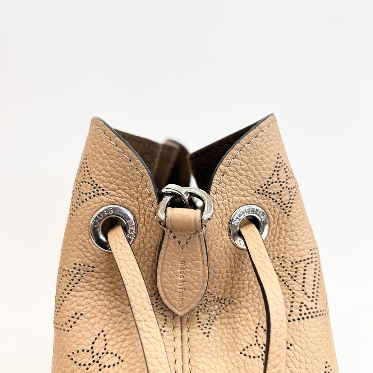 Louis Vuitton - Bella - Leather - Beige - (mini)