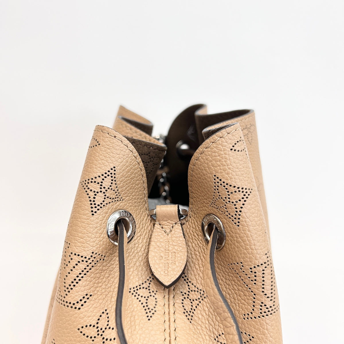Louis Vuitton - Bella - Leather - Beige - (mini)