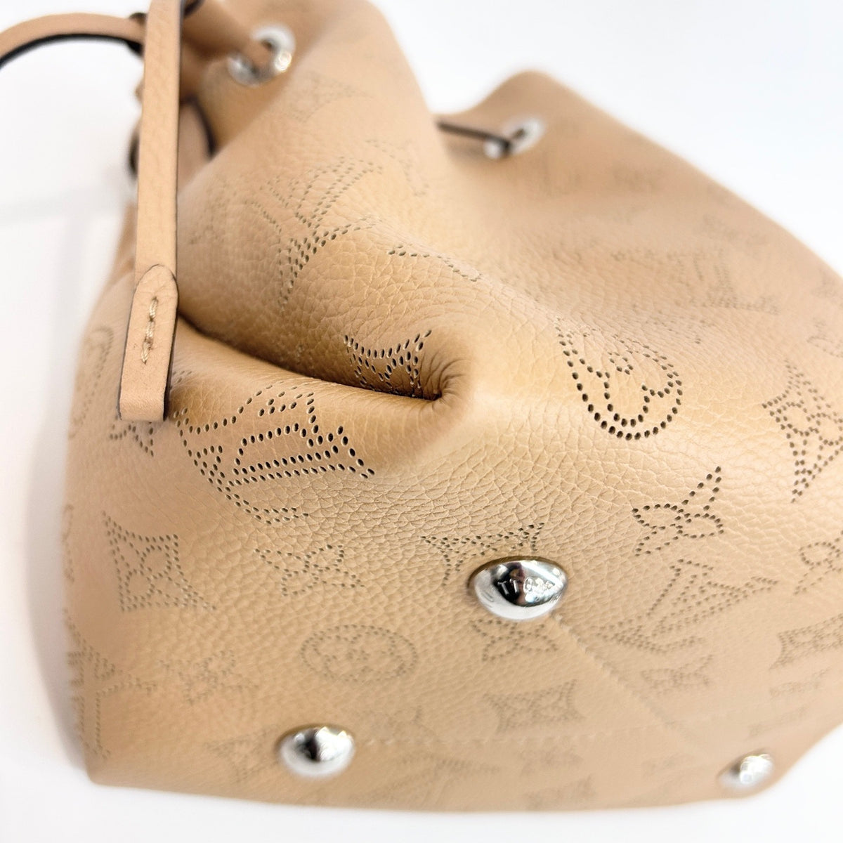 Louis Vuitton - Bella - Leather - Beige - (mini)