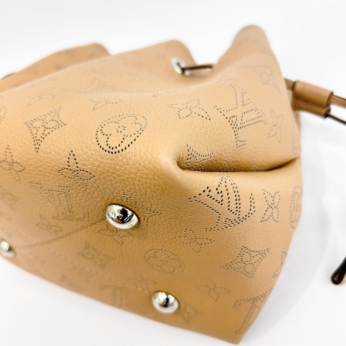 Louis Vuitton - Bella - Leather - Beige - (mini)