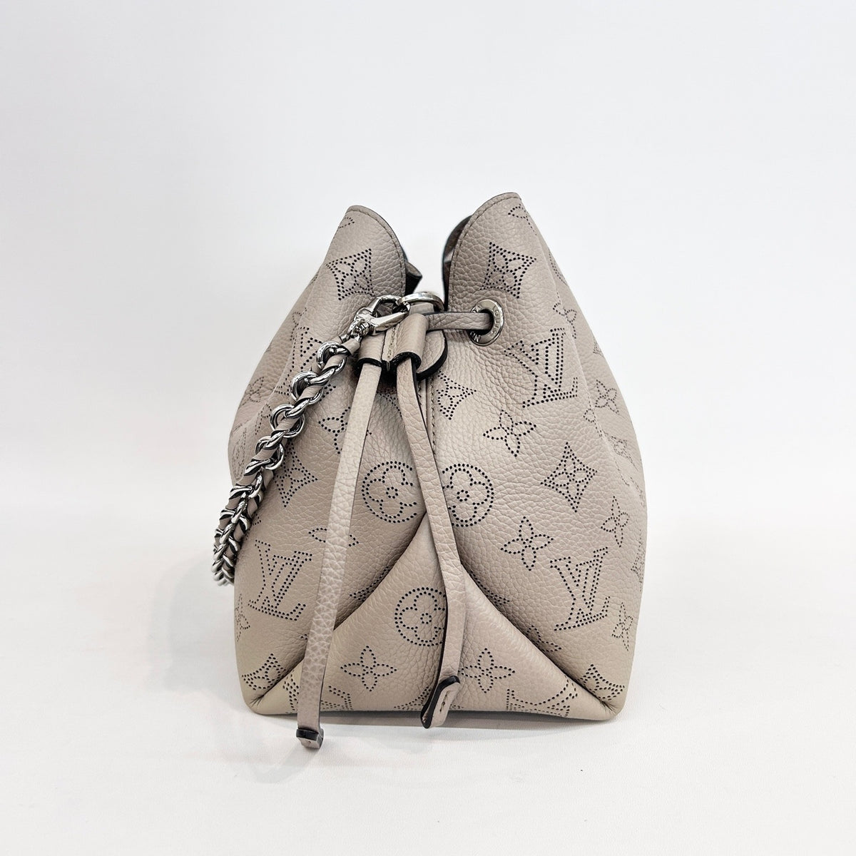 Louis Vuitton - Bella - Leather - Grey - (medium)