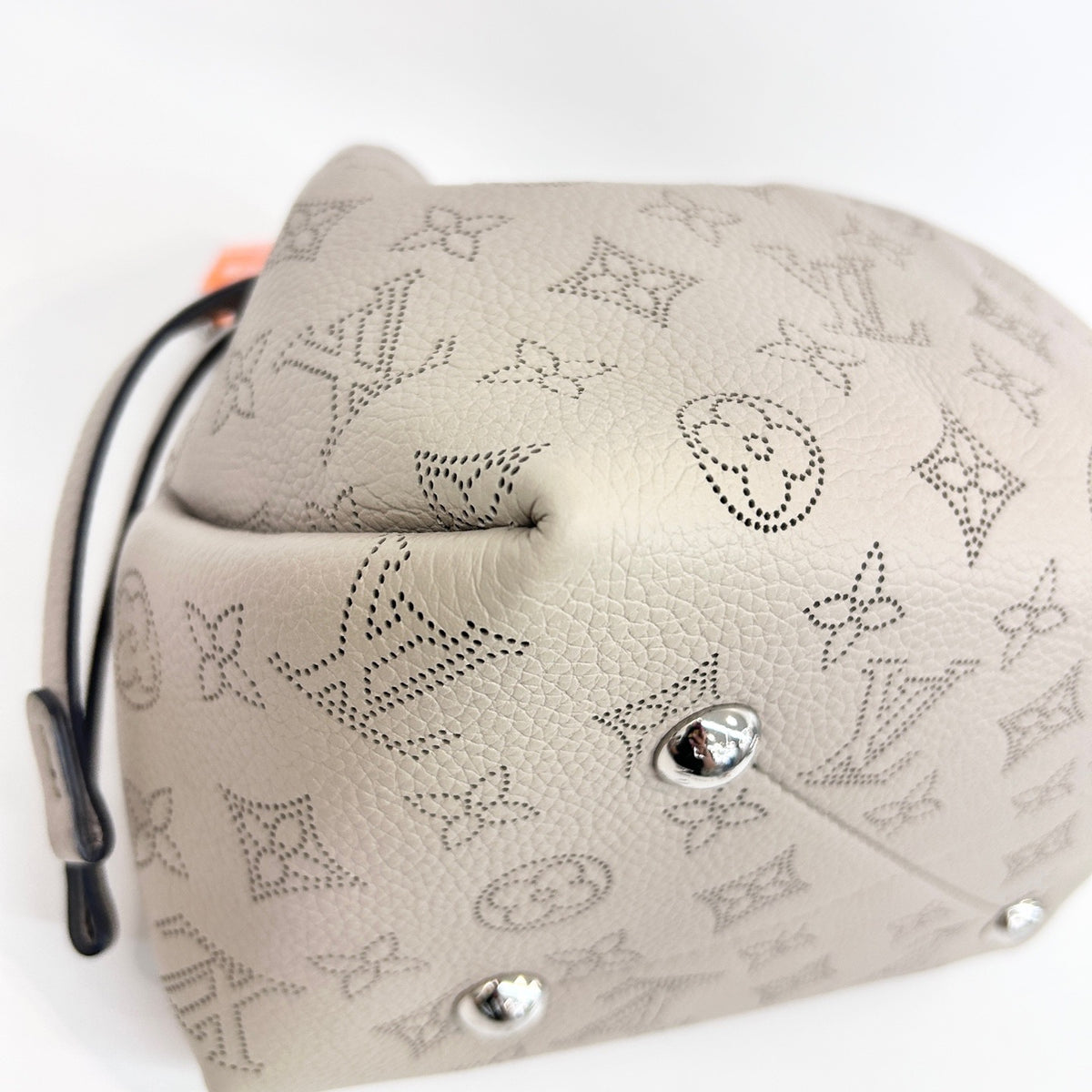 Louis Vuitton - Bella - Leather - Grey - (medium)