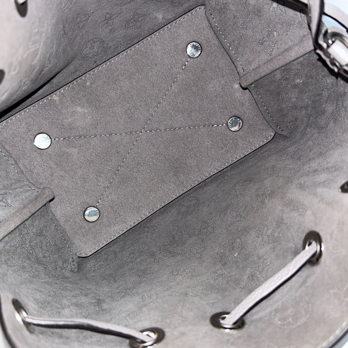 Louis Vuitton - Bella - Leather - Silver - (mini)