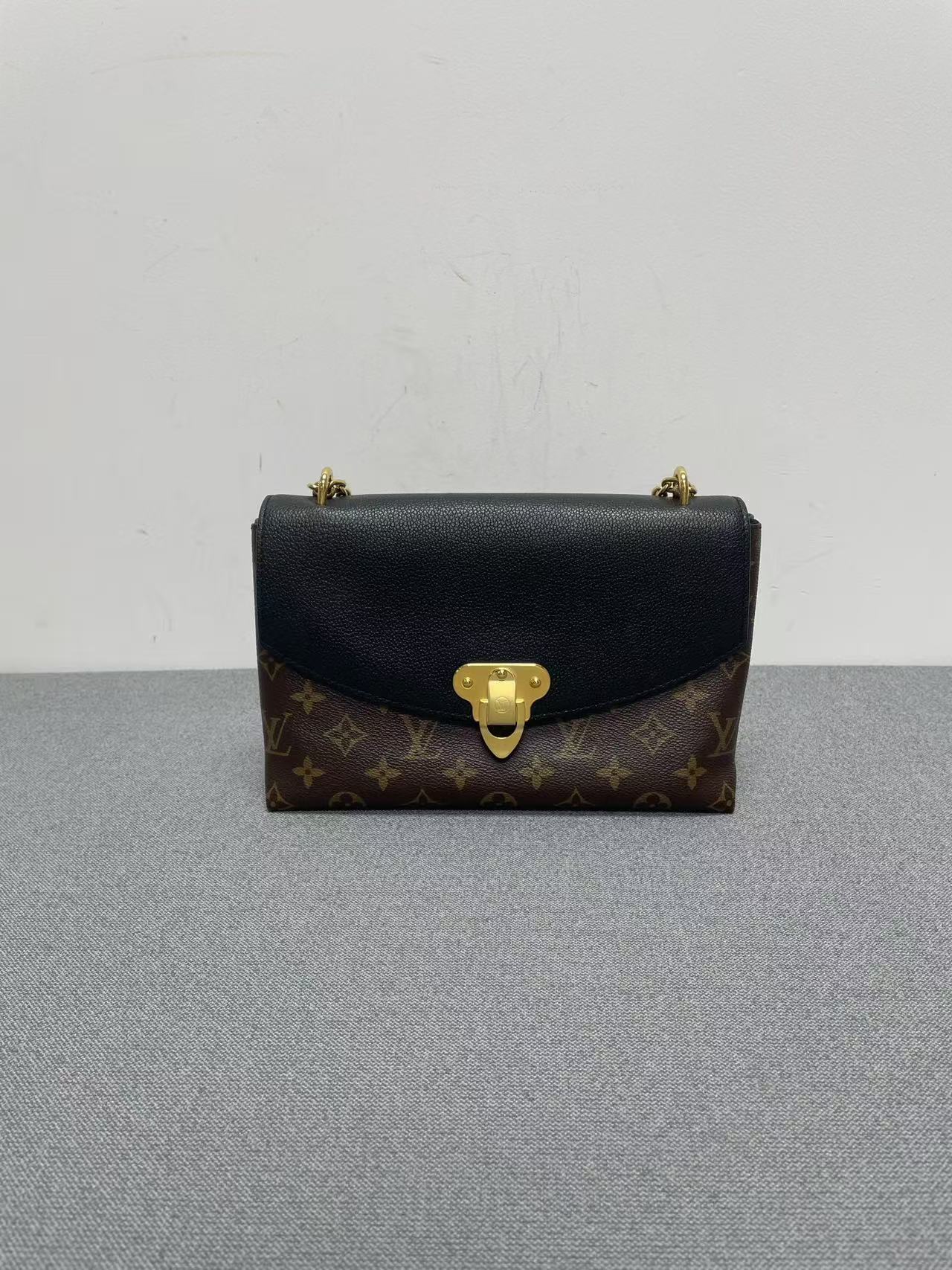 Louis Vuitton - Black Legendary Envelope - Monogram coated canvas and grained leather - Black, Brown, Red - (Small)