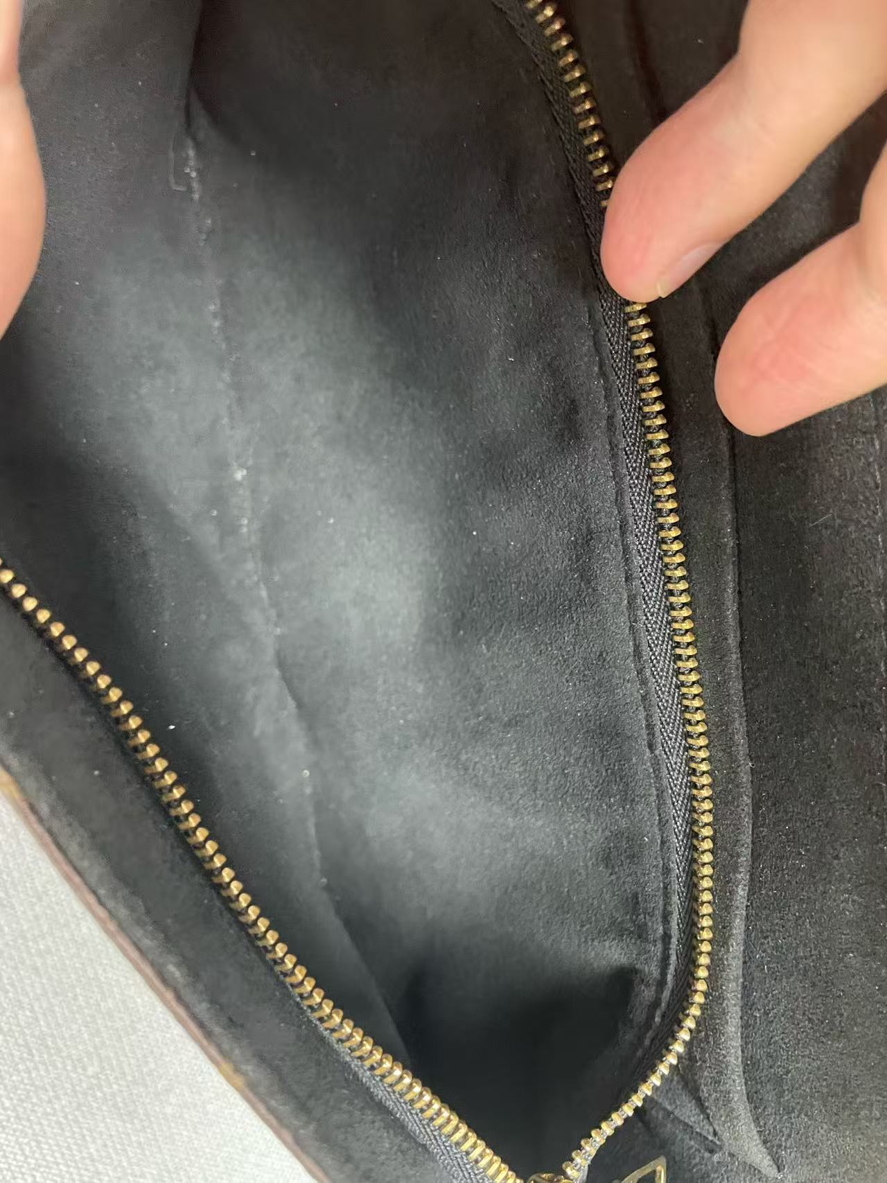 Louis Vuitton - Black Legendary Envelope - Monogram coated canvas and grained leather - Black, Brown, Red - (Small)