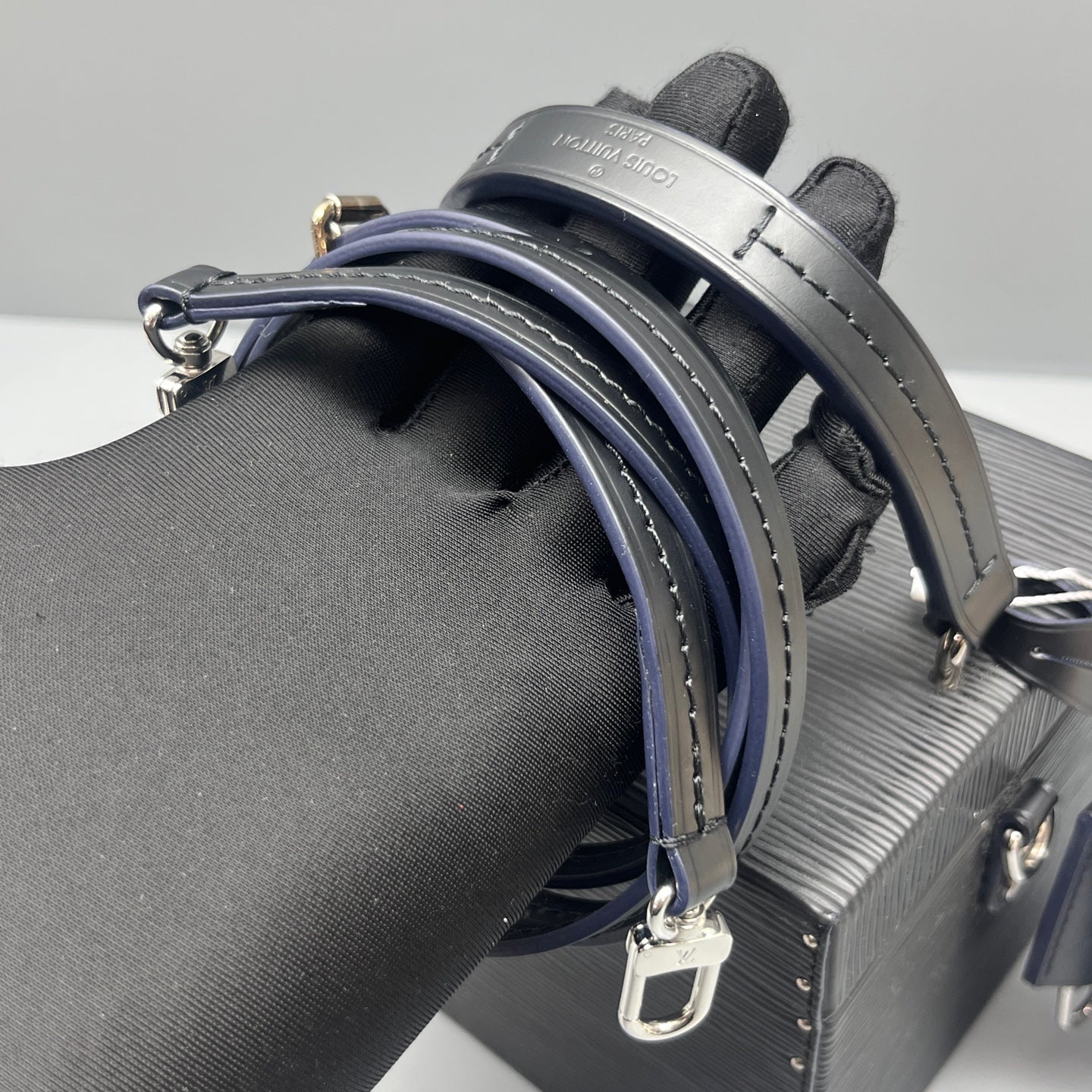 Louis Vuitton - Bleecker Box - Epi leather - Black - (mini)