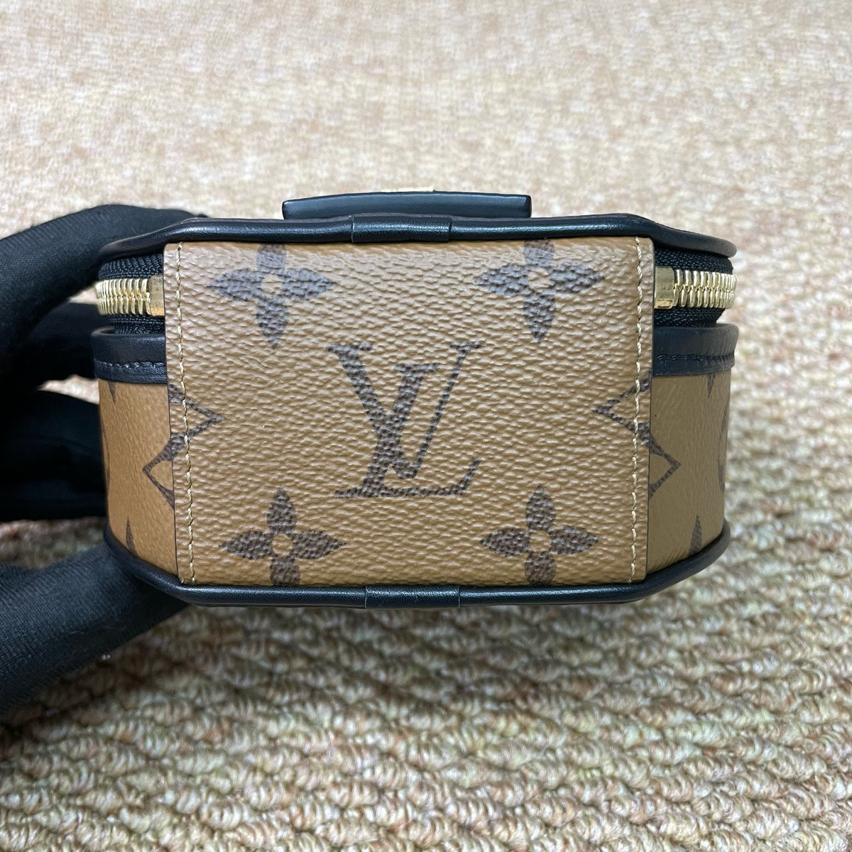 Louis Vuitton - Boite Chapeau - Cloth - Brown - (small)