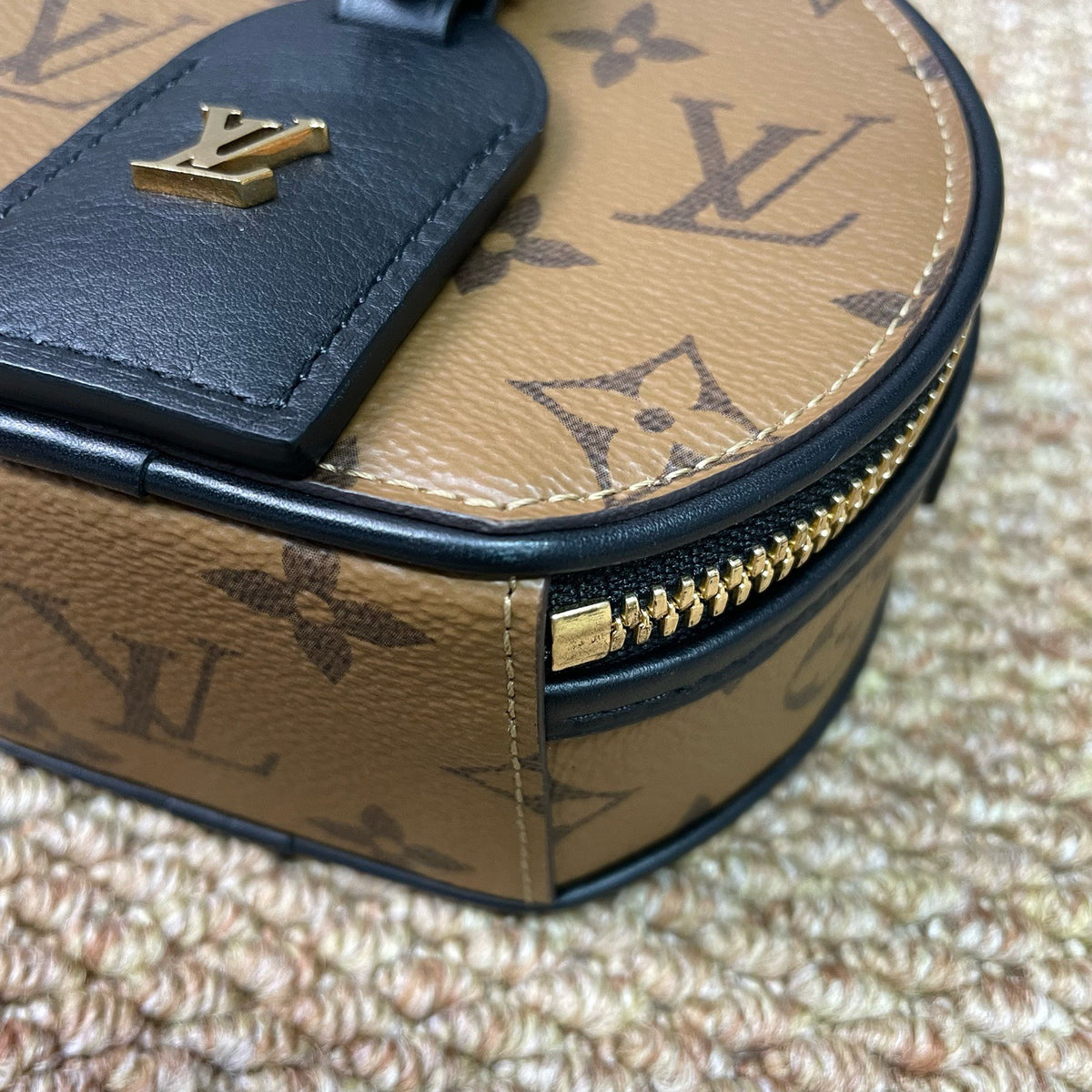 Louis Vuitton - Boite Chapeau - Cloth - Brown - (small)