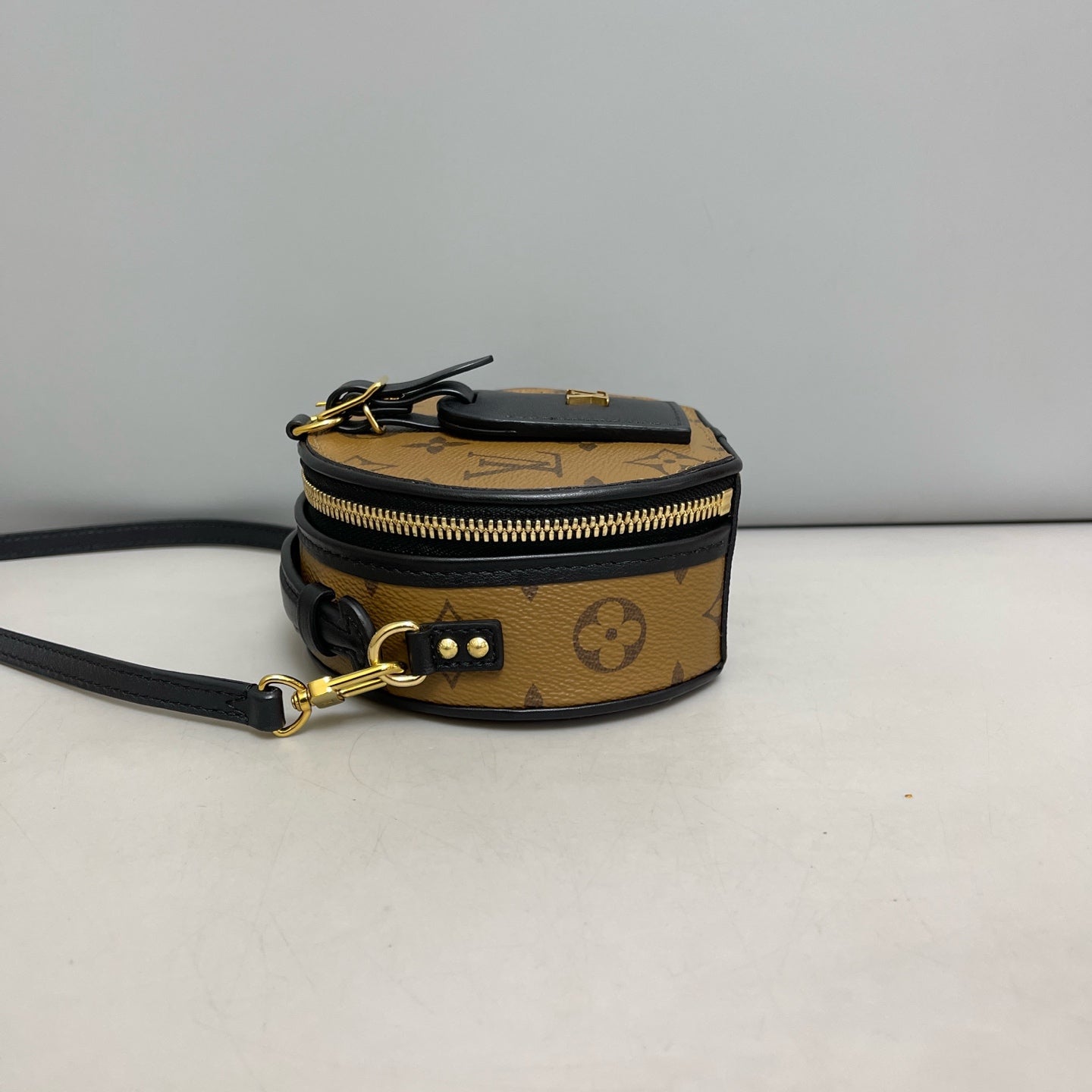 Louis Vuitton - Boite Chapeau - Leather - Brown - (mini)