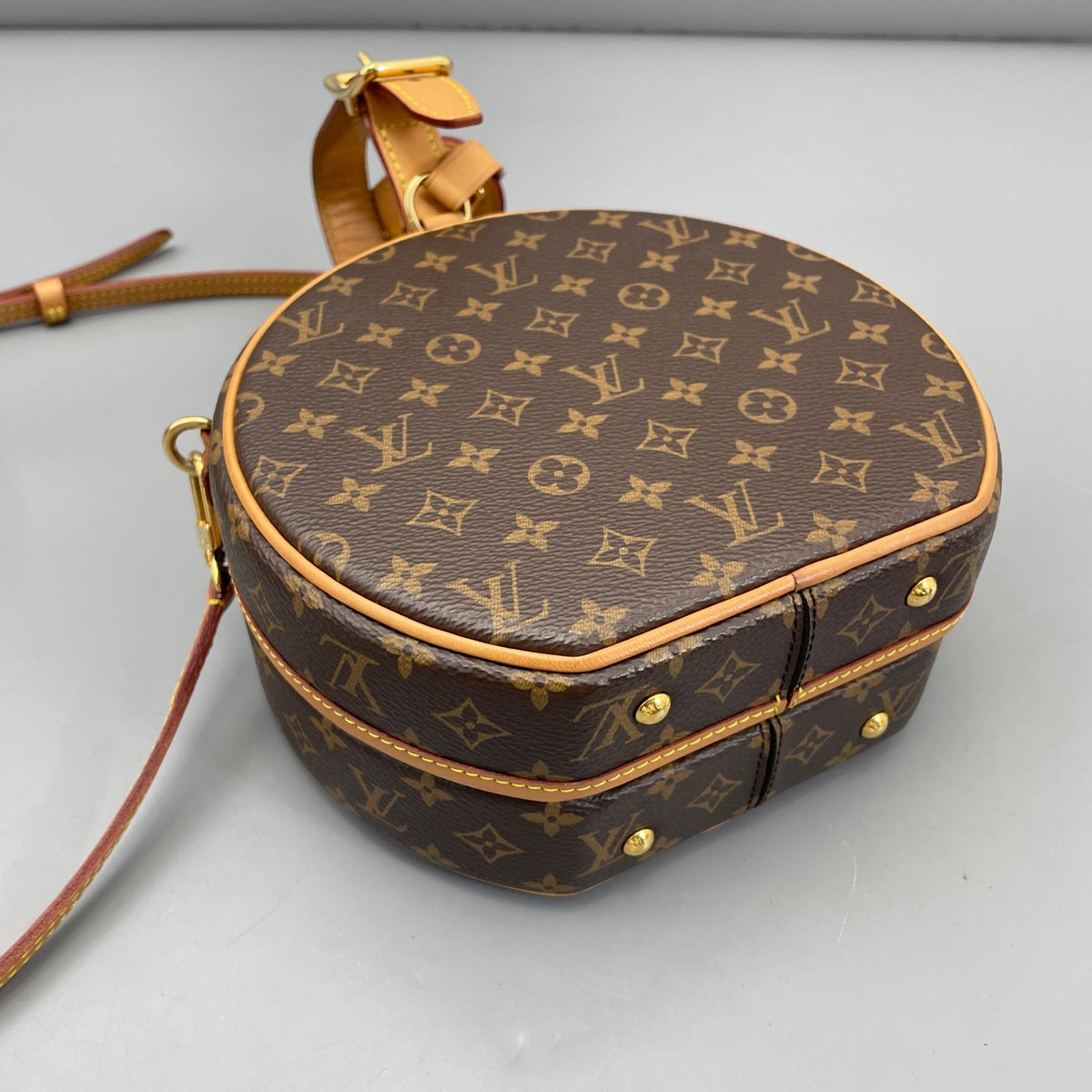 Louis Vuitton - Boite Chapeau - Leather - Brown - (mini)